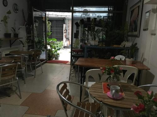 Others 4, Hostel 24, Phra Khanong