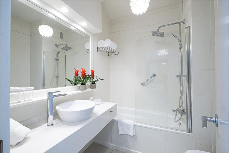 Bathroom 5, On Hotels Oceanfront Adults Designed, Huelva
