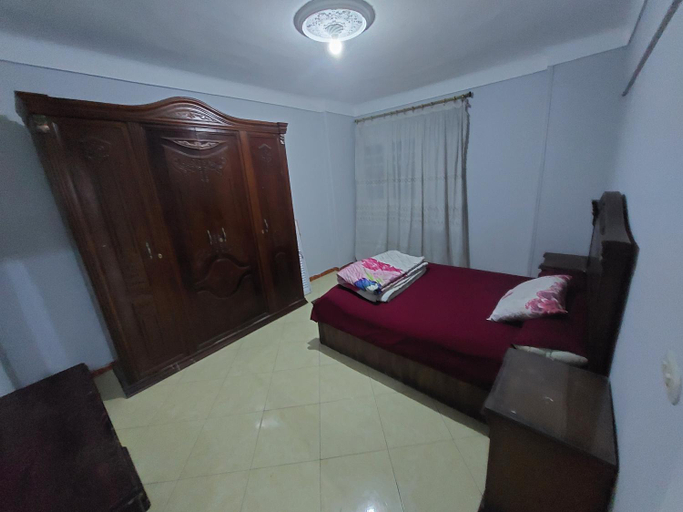Bedroom 4, Luxury sea view apartment, Al-Muntazah