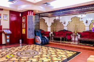 Others 4, Phoenix Hotel, Dubai