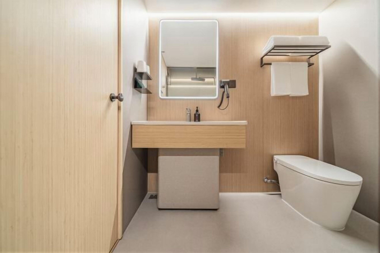 Bathroom 3, Ji Hotel (Xi'an High-Tech Zone Tangyan Road), Xi'an