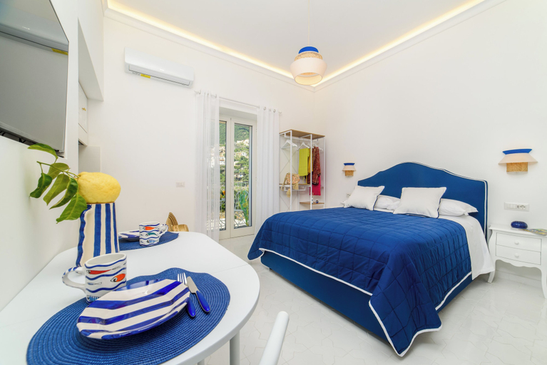 Room 3, YourHome - Casa Giulia, Salerno