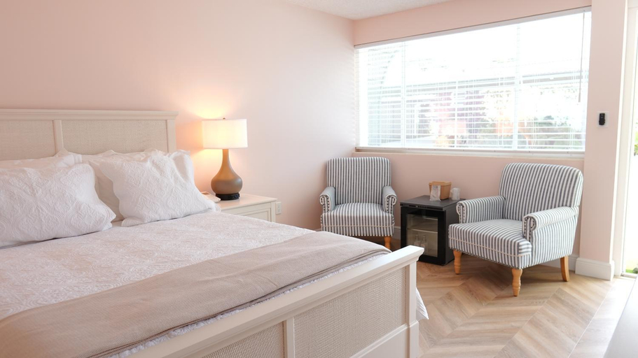 5, The Palm Rose, Palm Beach