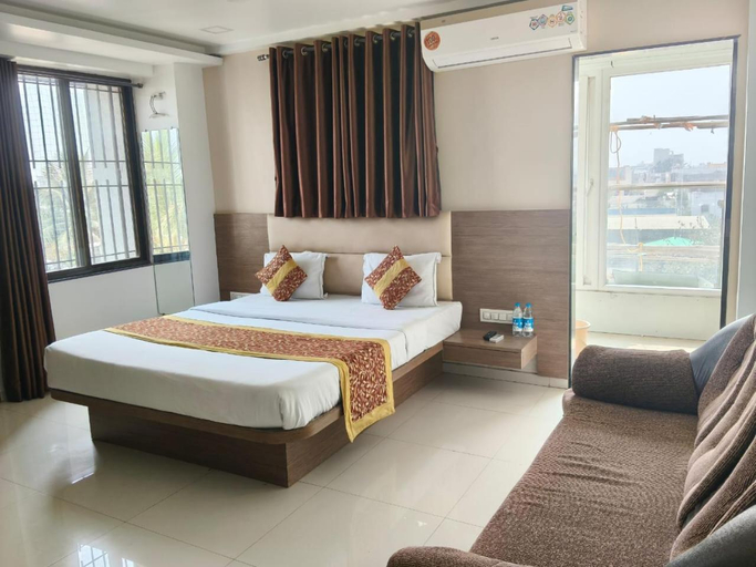 Bedroom 3, Hotel Royal Respite, Pandharpur, Solapur