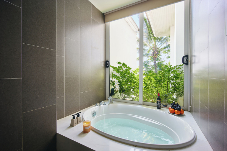 Bathroom 3, Queens Flower Village Danang, Da Nang