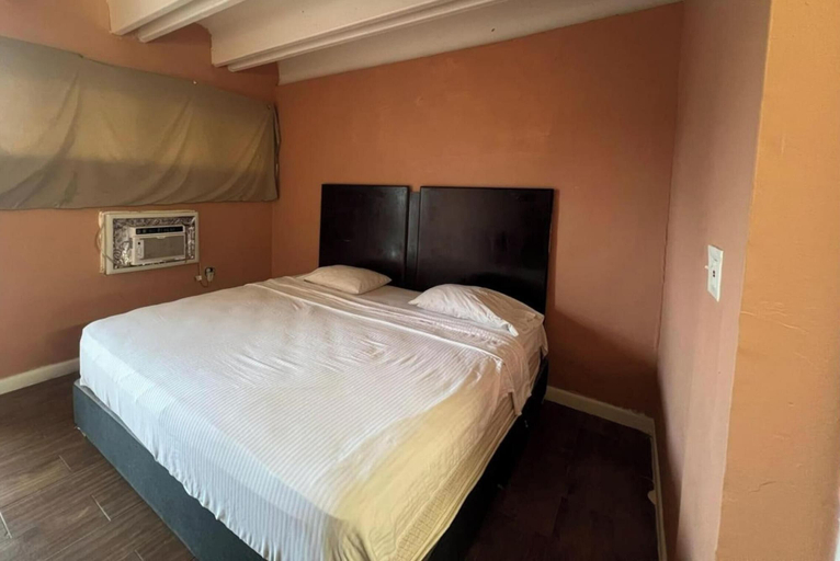 Room 5, Anhinga Motel Homestead Fl, Miami-Dade