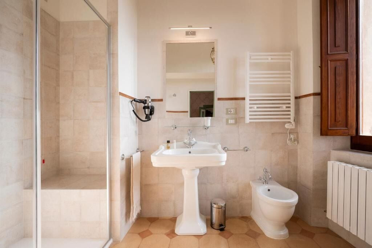 Bathroom 5, PALAZZO FIORENZI - DIMORA STORICA, Ancona