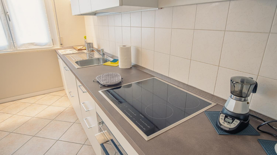 Others 3, Sweet Lake Apartment - Italian Homing, Brescia