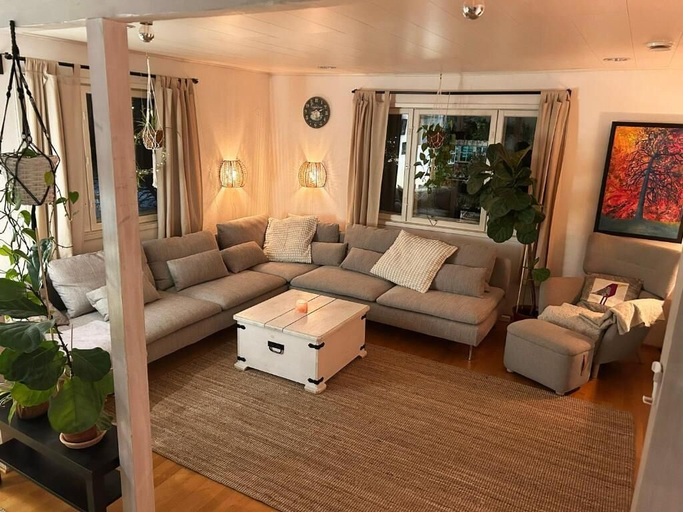 Living area 5, Villa Bee Mehiläinen, Uusimaa