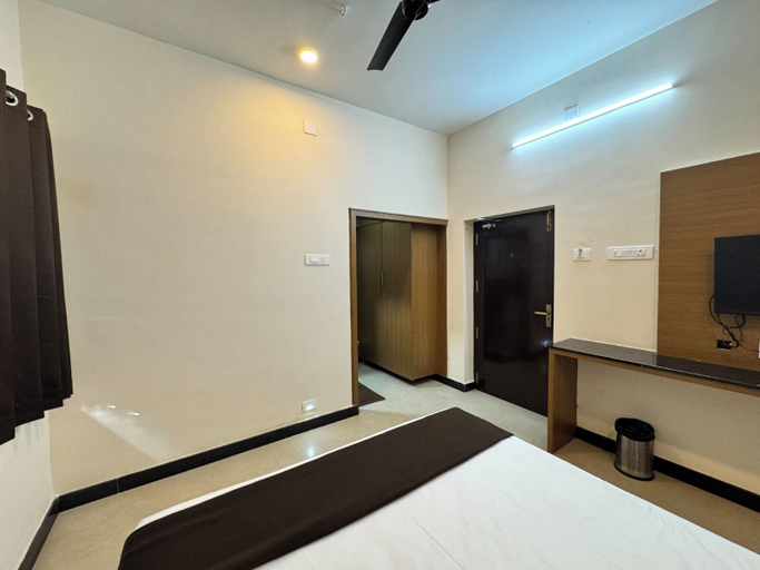Bedroom 4, Nandha Grande Elite, Tiruppur