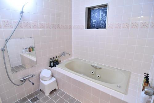Bathroom 5, Hotel DOLPHIA, Daisen