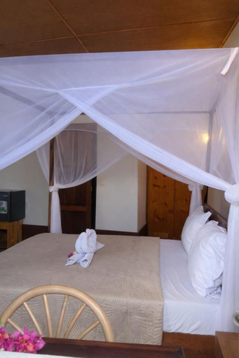 Bedroom 2, Hotel Jardin de la Paix