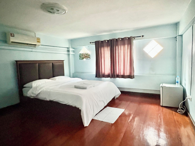 Room 3, Prompt Inn Chareonkrung, Bang Kho Laem
