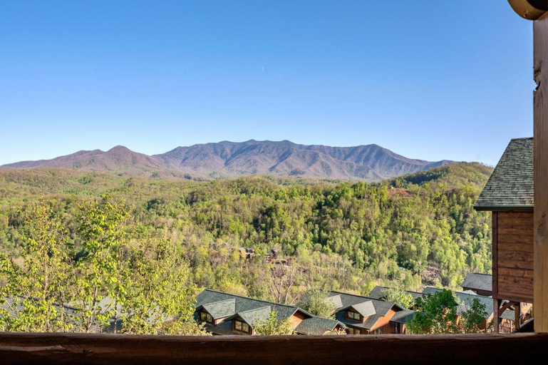 View from property, Gatlinburg Mountain Lodge 5 Bedroom Cabin, Sevier