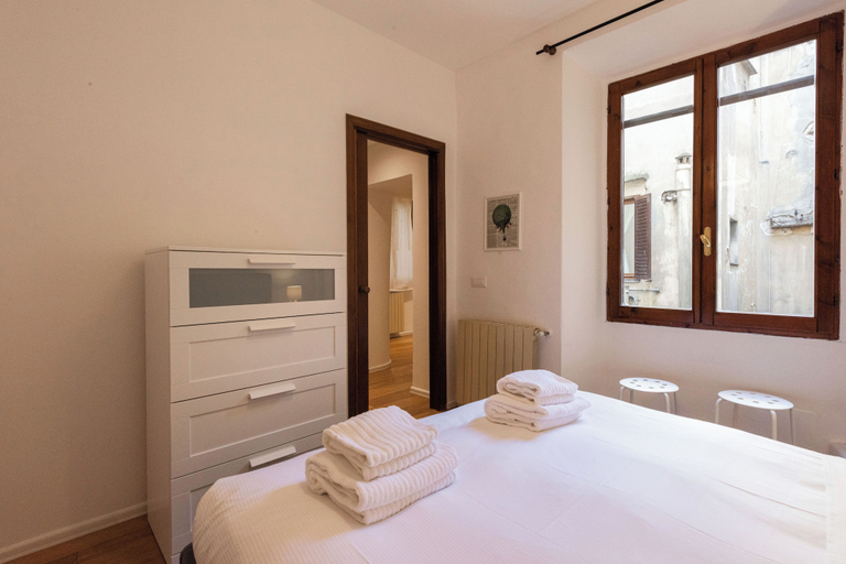 Room 5, Casa Gioia by MMega, Florence