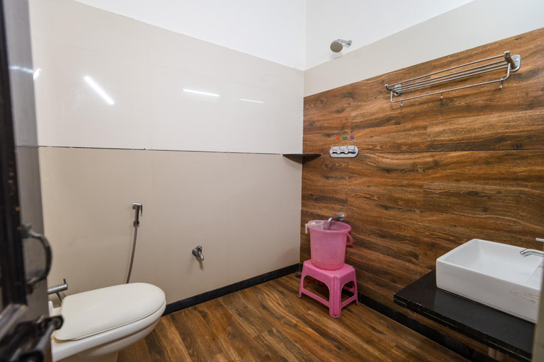 Bathroom, HOTEL PANDURANG INTERNATIONAL, Uttara Kannada