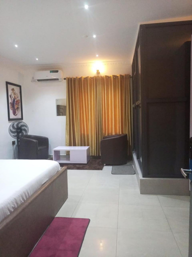 Others 4, Sanzak hotel, Eti-Osa