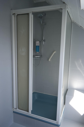 Bathroom 4, Blauer Stein - Pure - bl07-haus, Rhein-Erft-Kreis