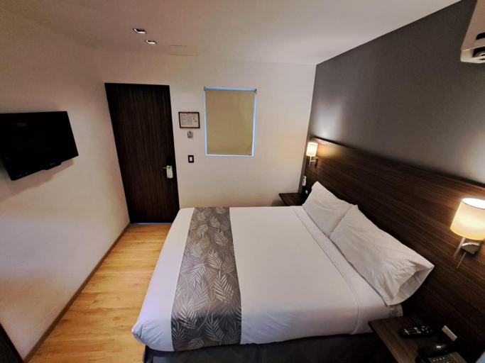 Bedroom 2, El Hotel Business Class, Zamora