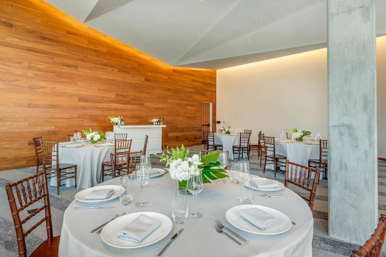 Food & Drinks 5, Cambria Hotel Boston Downtown - Seaport, Boston