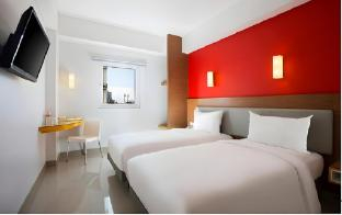 Bed 4, Amaris Hotel Hertasning, Makassar