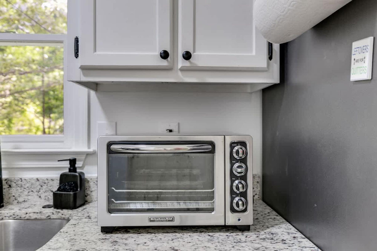 Room 3, Tranquil Hideaway Home - Pet-friendly, Carroll