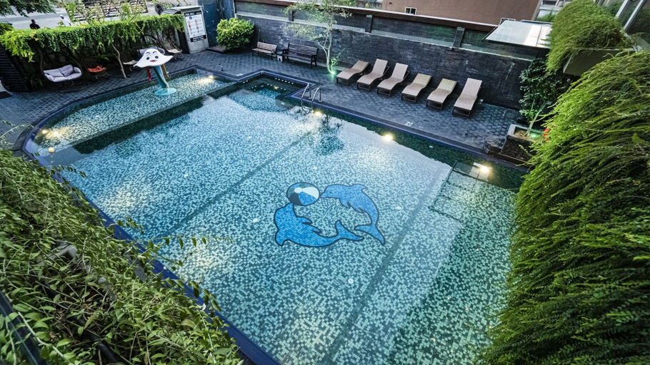 Pool 4, Arama Transit Hotel, Katana