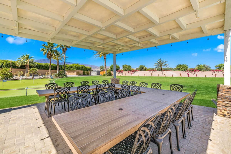 Room 2, Sunset Club Ranch 3 Homes Pool Near Festivals, Riverside
