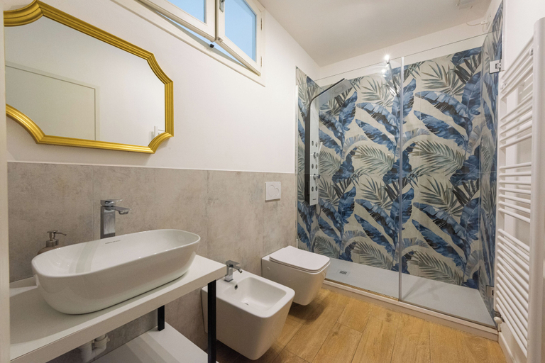 Bathroom 4, Ognissanti Prestige by MMega, Florence