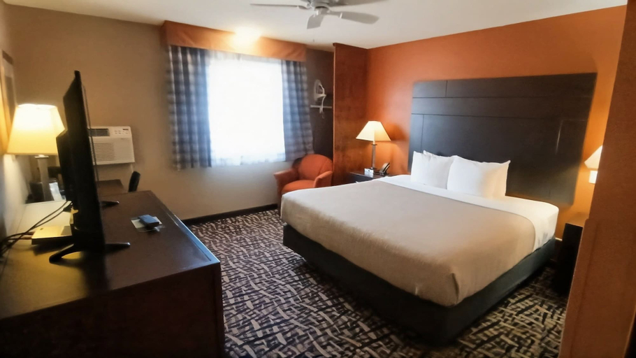 Bedroom 3, Quality Inn Lamar, Prowers