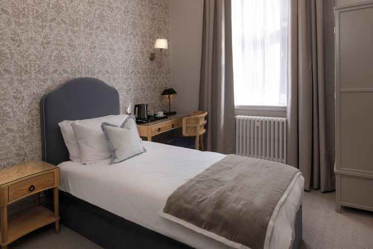Bedroom 2, Newton Park County House Hotel, Staffordshire