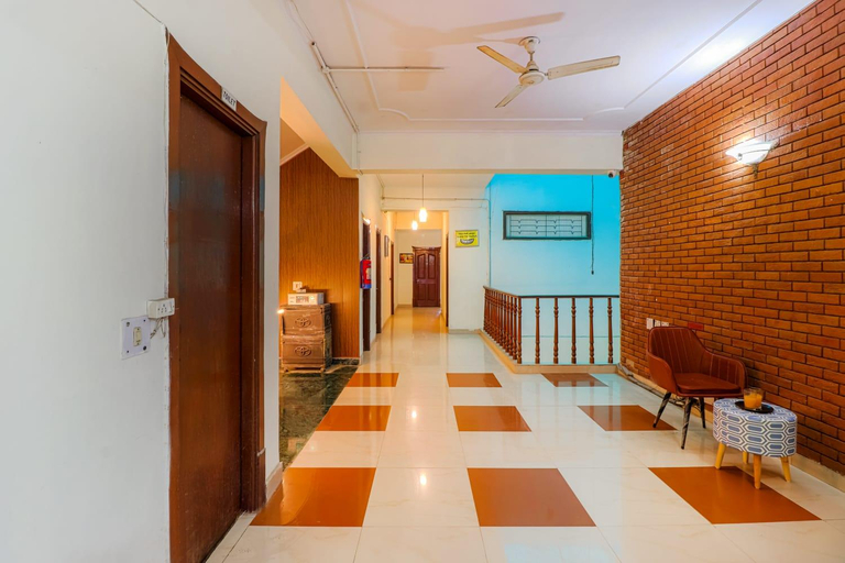 Public Area, Hotel AP International, Gautam Buddha Nagar