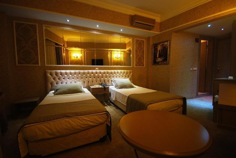 Bedroom 4, Deniz Otel, Kadıköy