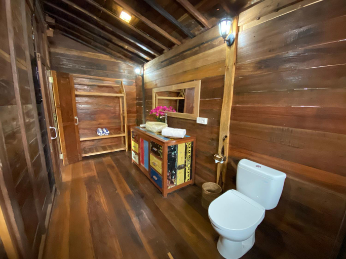 Bathroom 3, Villa Rumah Lumbung The Wooden House, Gianyar