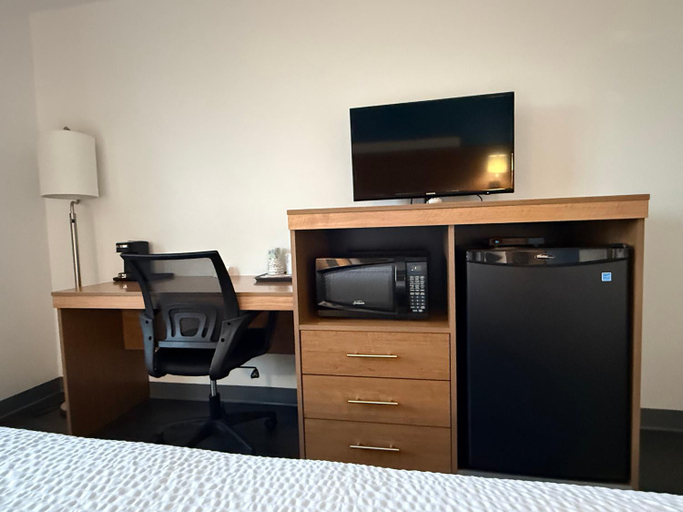 Bedroom 2, Lamoni inn & suites, Decatur