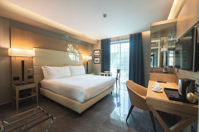 Bedroom 2, Hotel Forum, Napoli