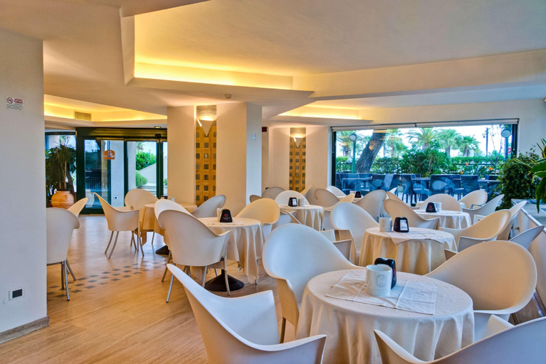 Food & Drinks 5, Hotiday Hotel Giulianova, Teramo
