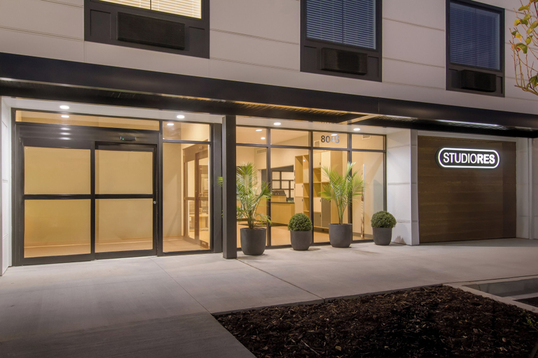 Property entrance, StudioRes by Marriott Leland, Brunswick
