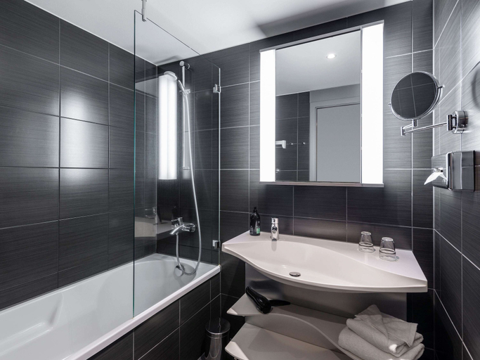 Bathroom 4, Adagio Berlin Kurfurstendamm Hotel, Berlin