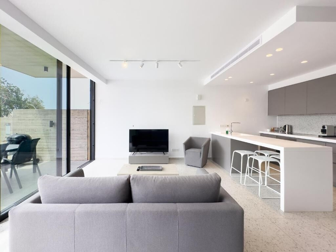 Living area 3, Sunset Park Villa