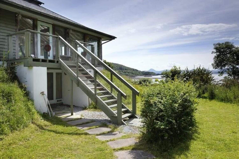 Exterior 3, Tigh na Mara - Sleeps 4, Sea Views & Pet Friendly, Highland
