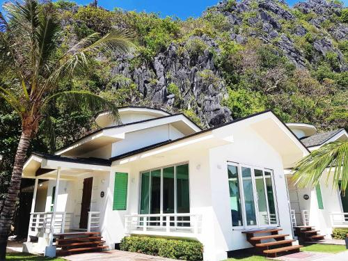 Exterior view 2, Matinloc Resort, El Nido
