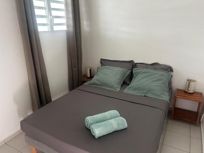 Room 5, Lodges couleur caraibes, Saint-François