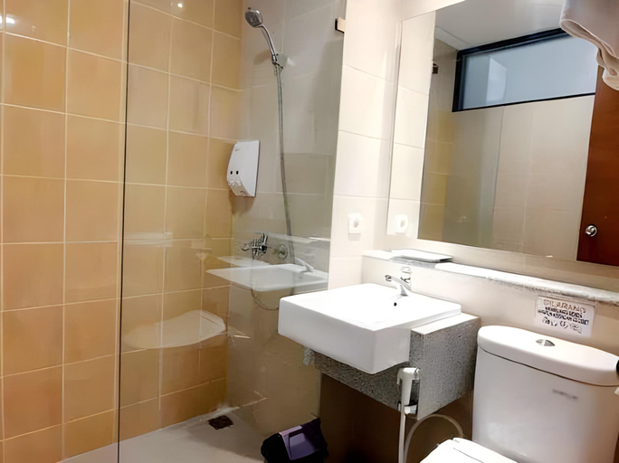 bathroom 4