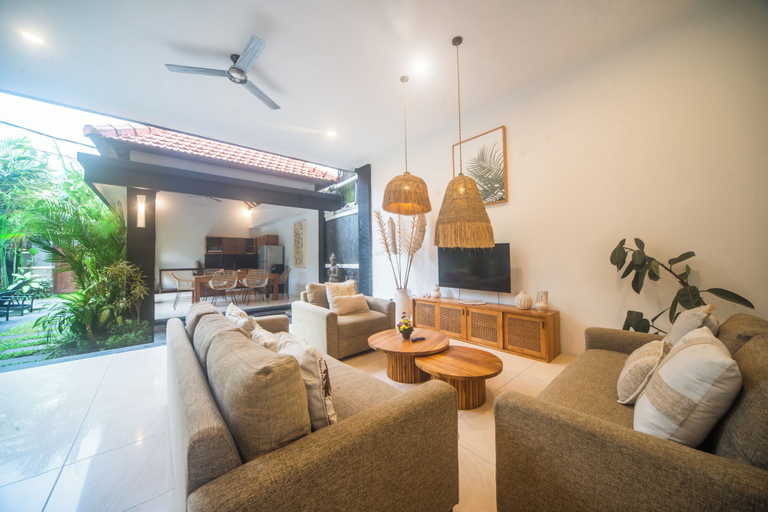 Others 5, 3BR Villa White Rose Central Canggu, Badung