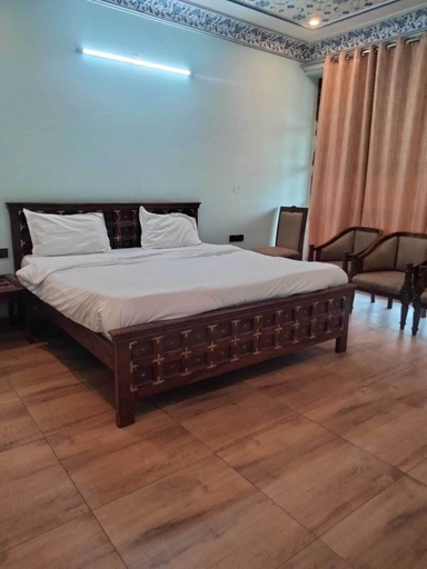 Room 4, Hotel Rajshris Palace, Jaipur