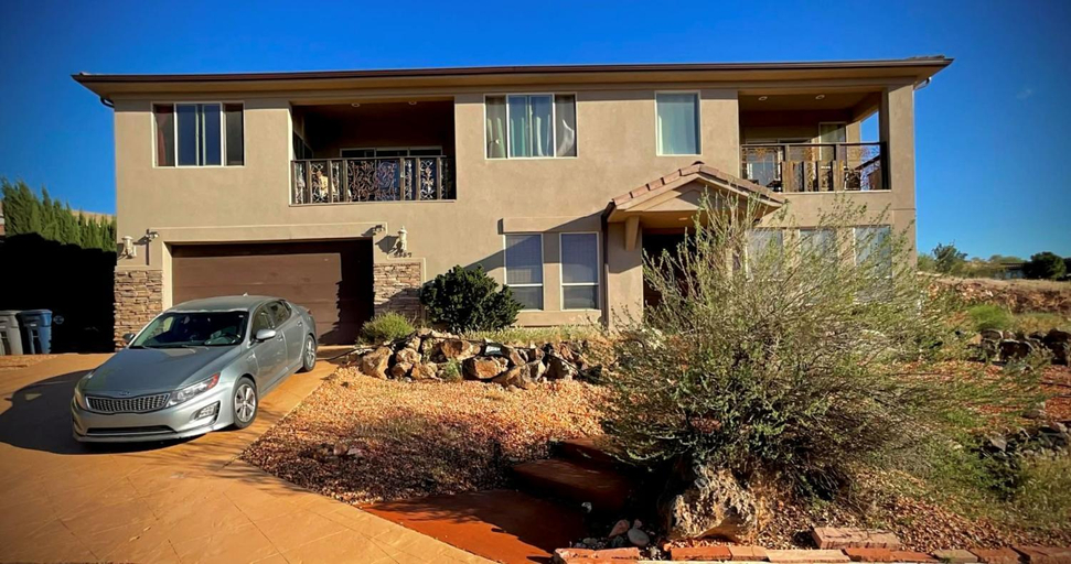 Exterior & Views 2, The Zion House - Affordable Bedrooms, Washington