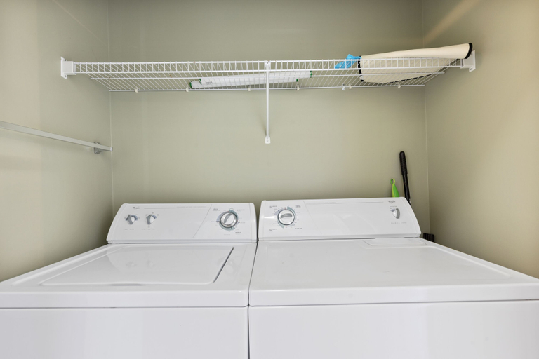 Bathroom 4, Magnolia North 305, Horry