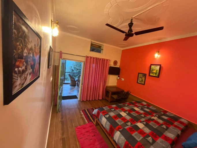 Bedroom 2, The Moon Light Home stay, Nainital