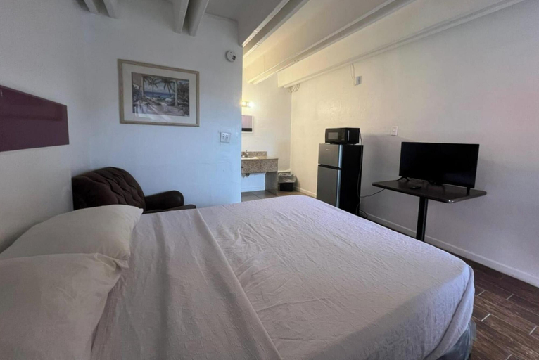 Room 3, Anhinga Motel Homestead Fl, Miami-Dade